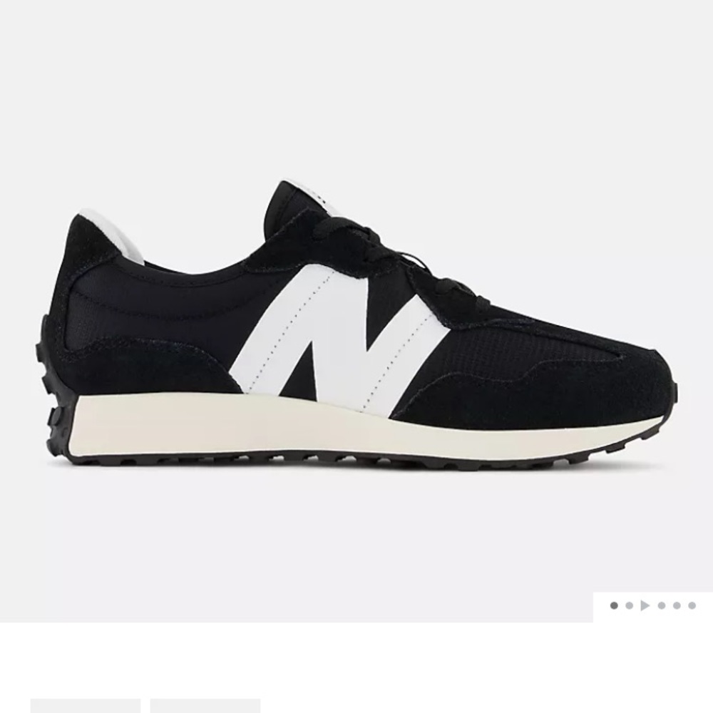 NIB - New Balance 327